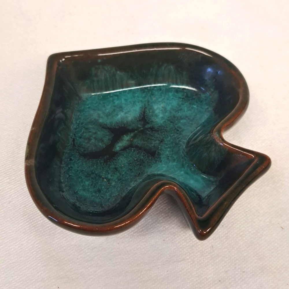 Vintage "McMaster Canada " BMP style spade ashtray/trinket dish